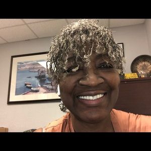 Meet your Posher, Linda